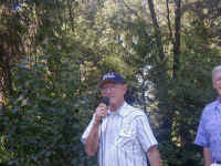 085NUHS Coach.jpg (60947 bytes)