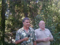 089NUHS Bob Penn, Bill Lowe.jpg (58838 bytes)