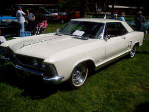 All05088Car.JPG (89873 bytes)