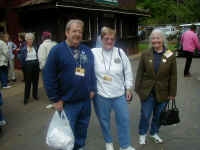 Martha Pearson and Bob Edwards pic 203 med.jpg (39074 bytes)