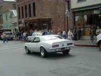 NUHS Parade 42 med.jpg (39882 bytes)