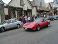 NUHS Parade 76 med.jpg (49572 bytes)