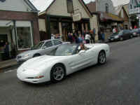 NUHS Parade 88 med.jpg (43762 bytes)